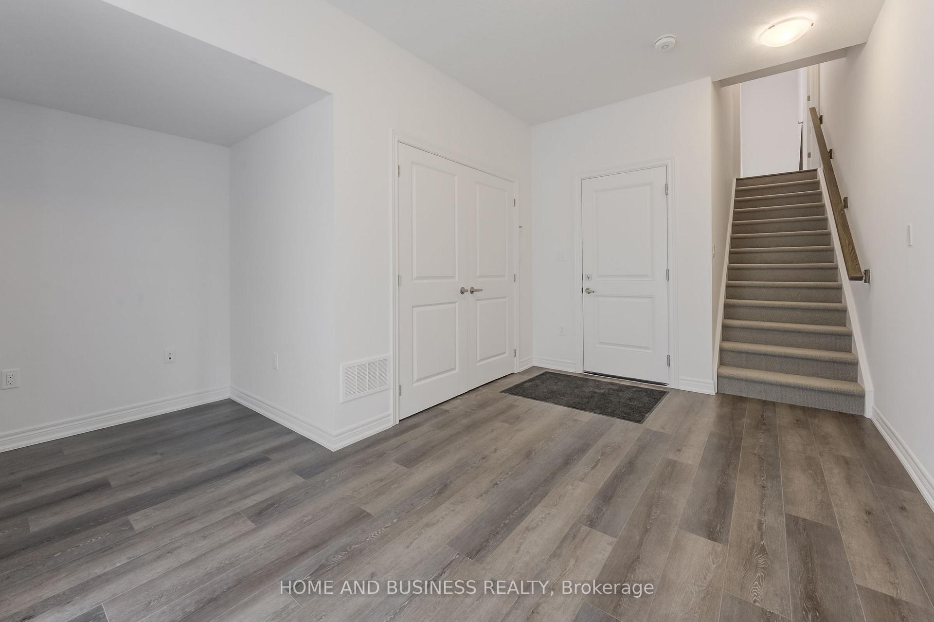 Photo 32 of Unit 36, 120 Court Drive, Brant, Paris — HOMEH