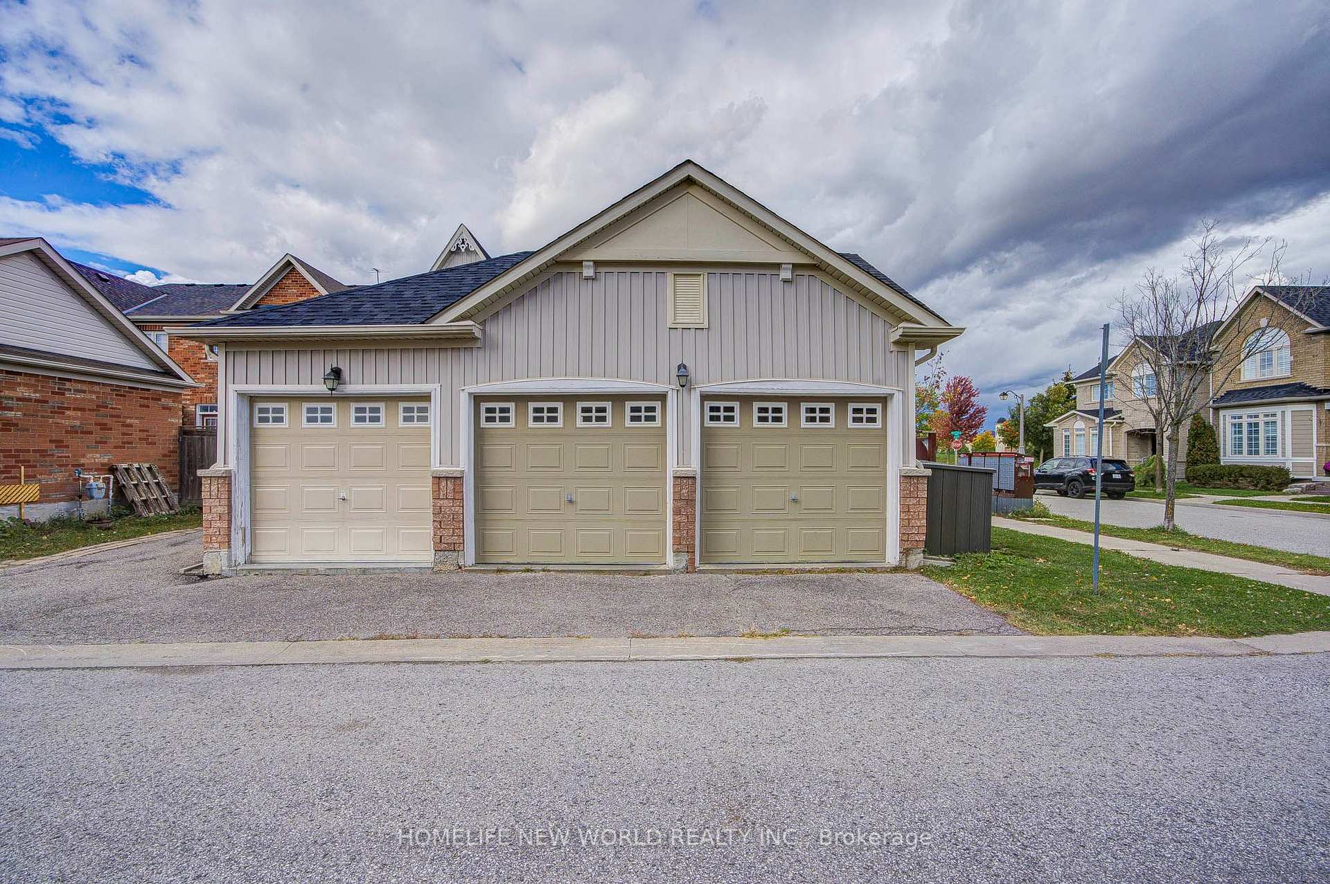 Photo 46 of 125 Northvale Road, Markham, Cornell — HOMEH