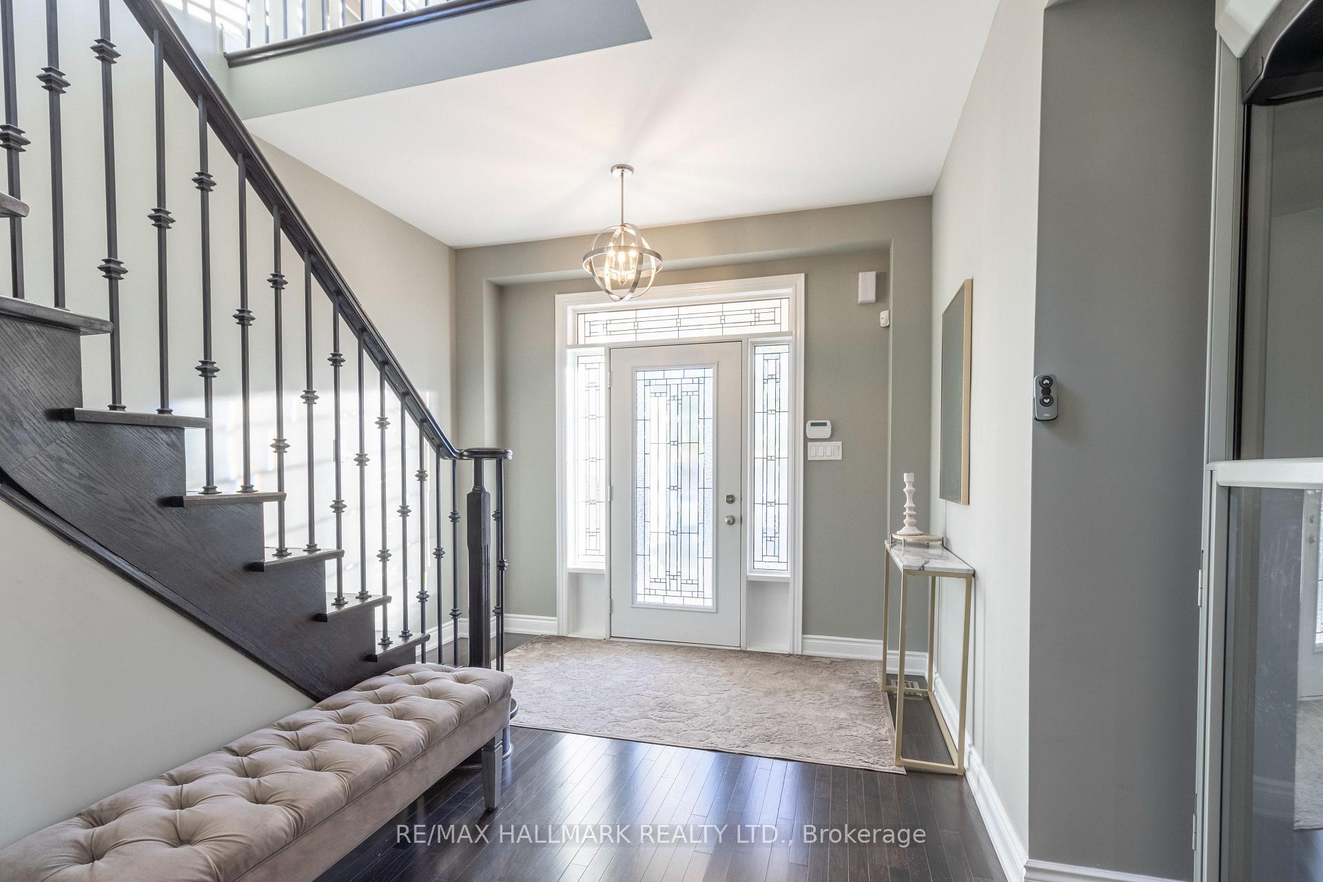Photo 8 of 27 Beverton Crescent, Ajax, Northwest Ajax — HOMEH