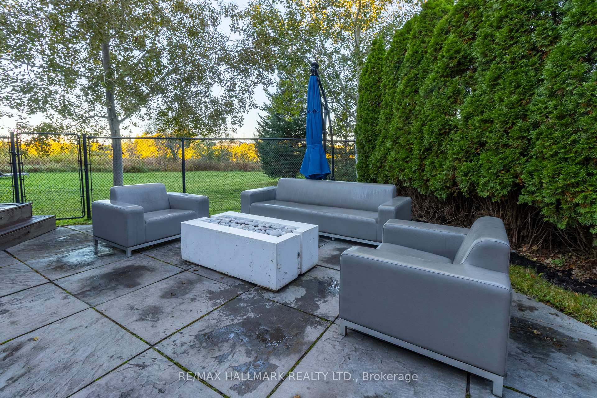 Photo 39 of 27 Beverton Crescent, Ajax, Northwest Ajax — HOMEH