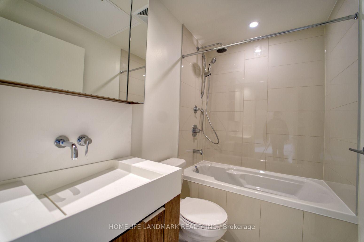 Photo 4 of Unit 3309, 15 Lower Jarvis Street, Toronto, Waterfront Communities — HOMEH