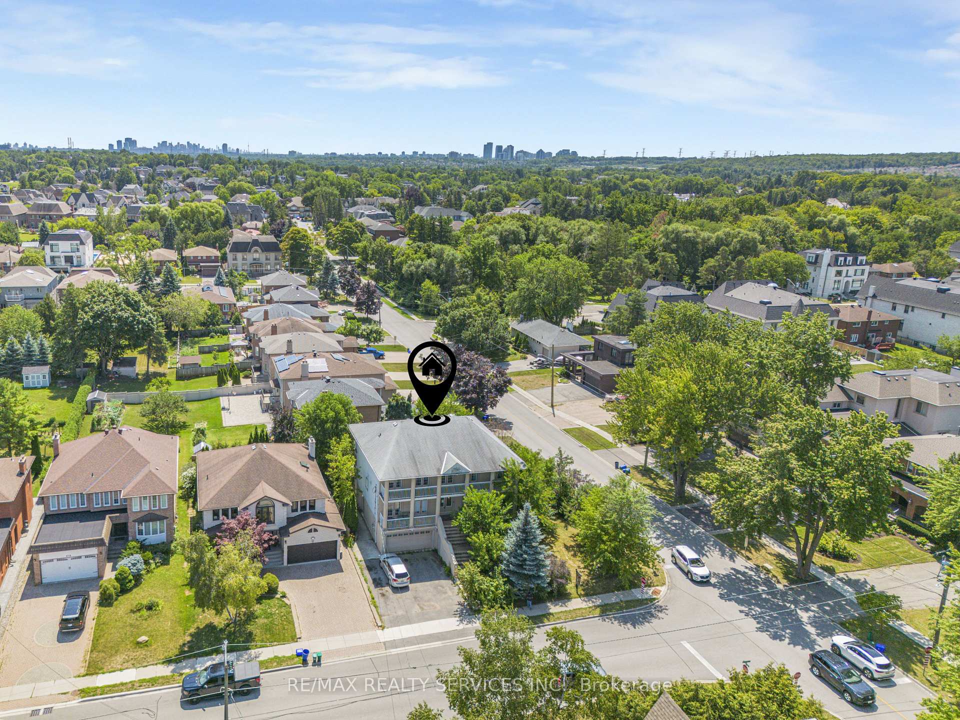 Photo of 135 Spruce Avenue