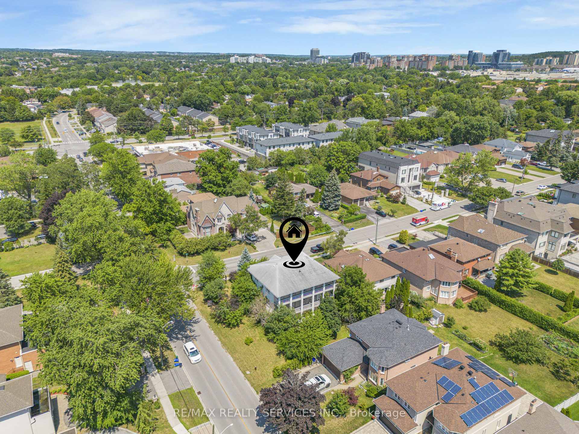 Photo 3 of 135 Spruce Avenue, Richmond Hill, South Richvale — HOMEH