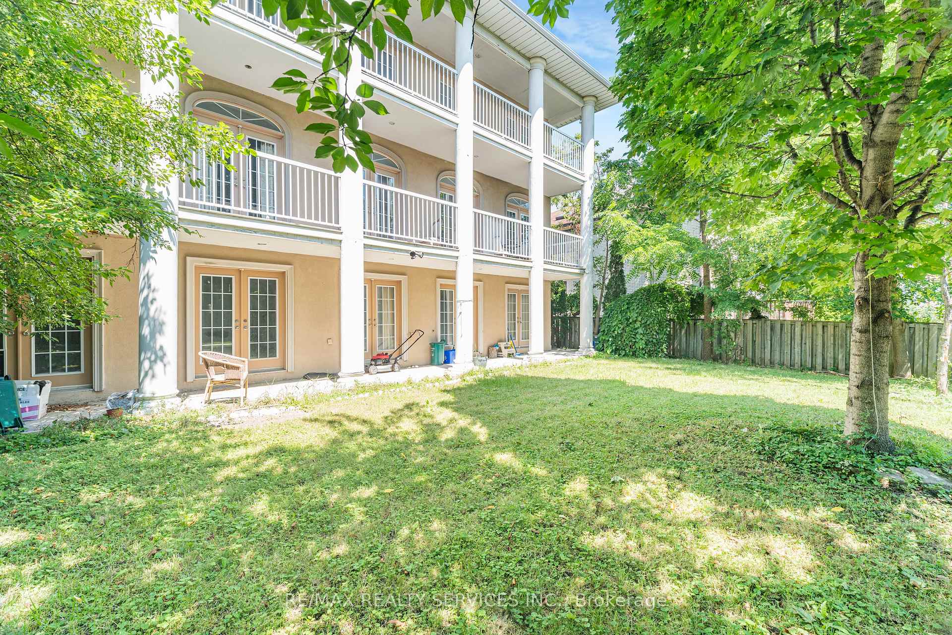 Photo 19 of 135 Spruce Avenue, Richmond Hill, South Richvale — HOMEH