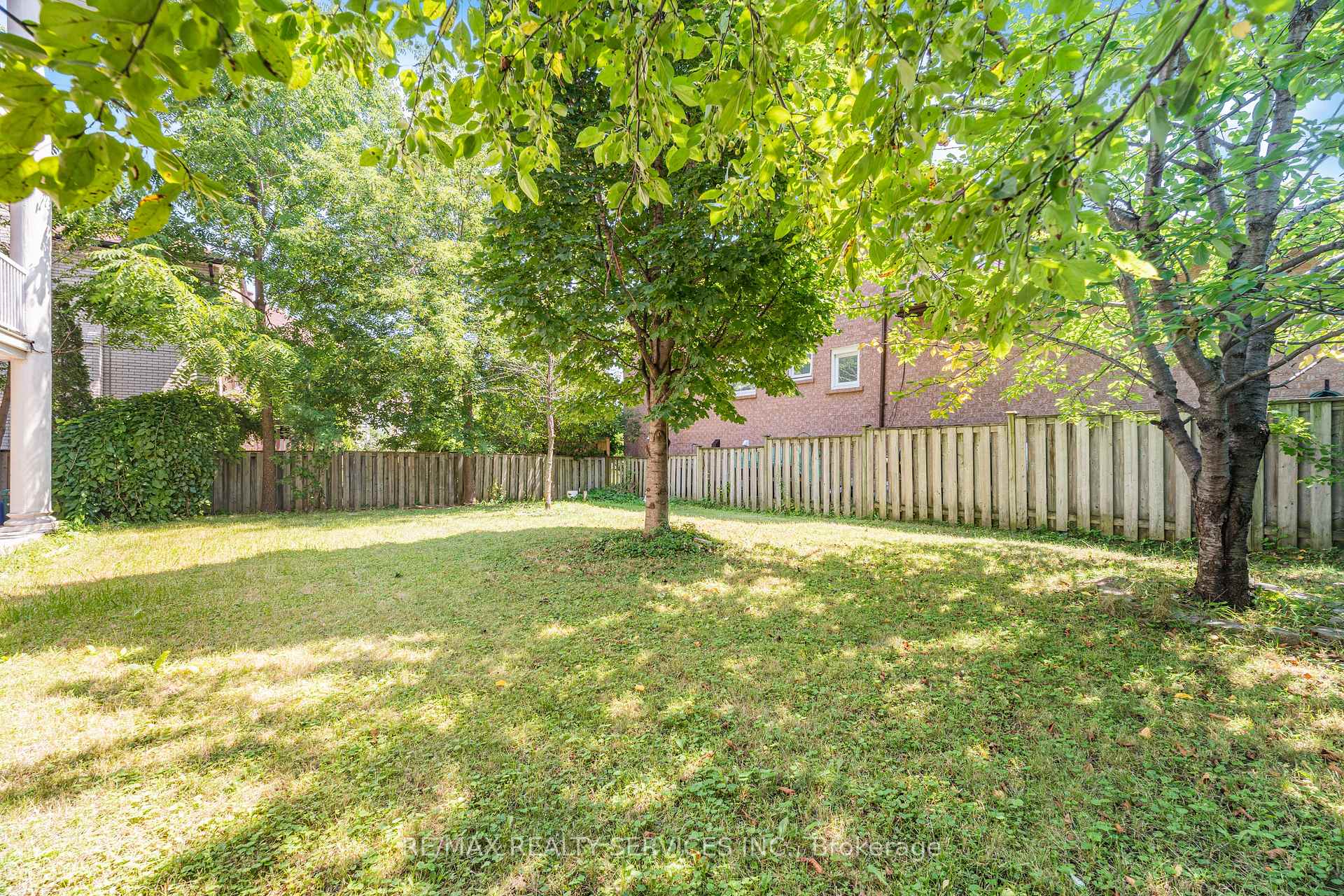Photo 20 of 135 Spruce Avenue, Richmond Hill, South Richvale — HOMEH