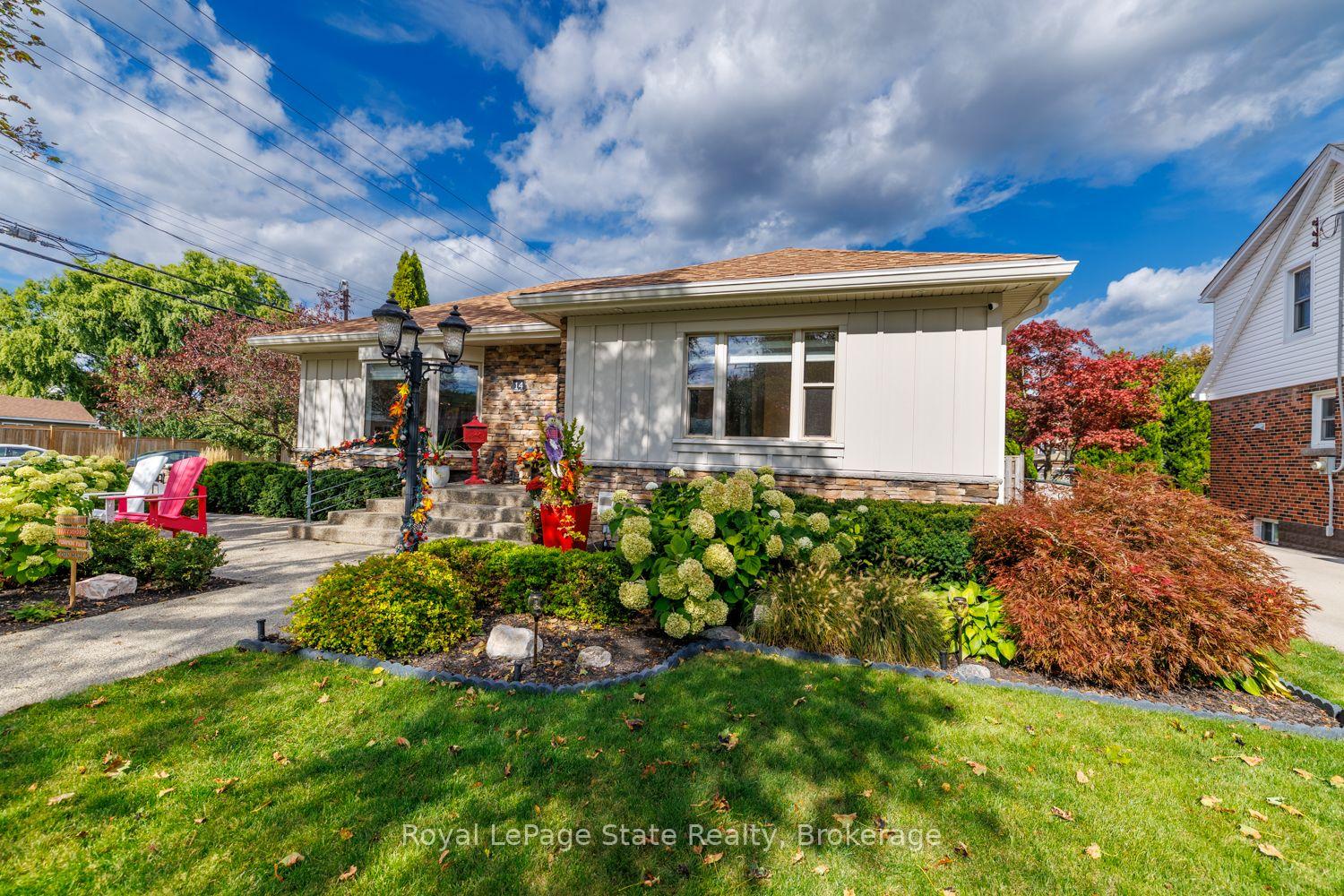 Photo 4 of 14 Charles Street, Hamilton, Stoney Creek — HOMEH