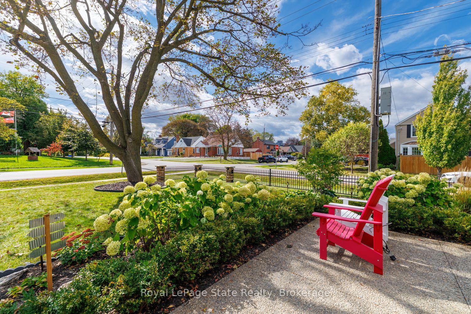 Photo 7 of 14 Charles Street, Hamilton, Stoney Creek — HOMEH