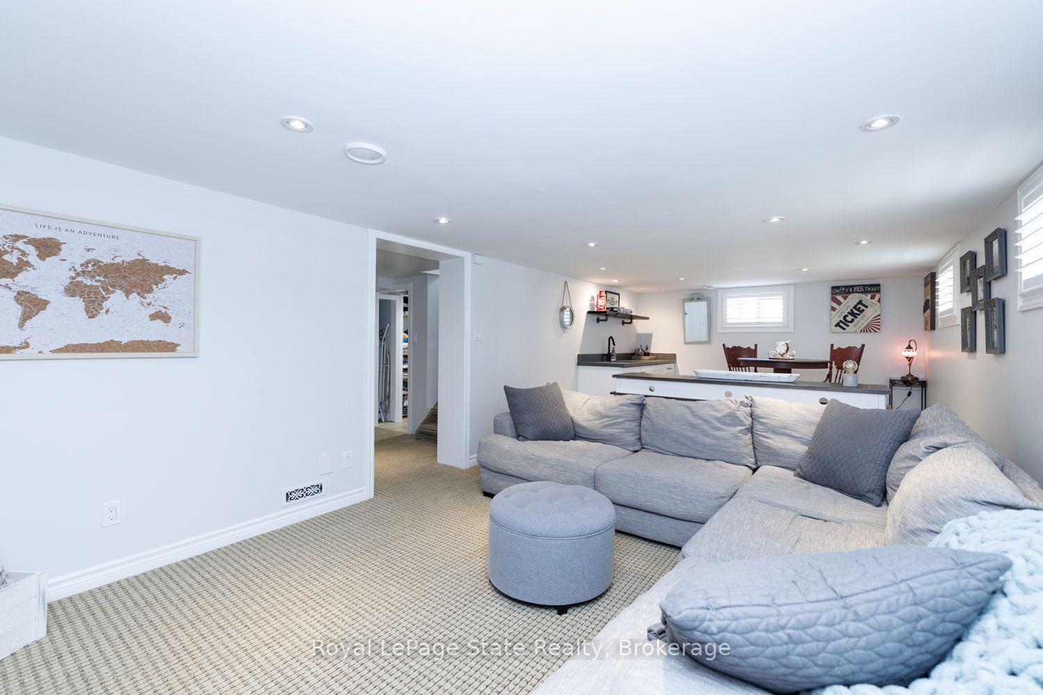 Photo 26 of 14 Charles Street, Hamilton, Stoney Creek — HOMEH
