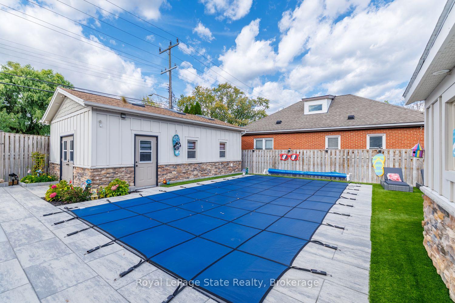 Photo 39 of 14 Charles Street, Hamilton, Stoney Creek — HOMEH