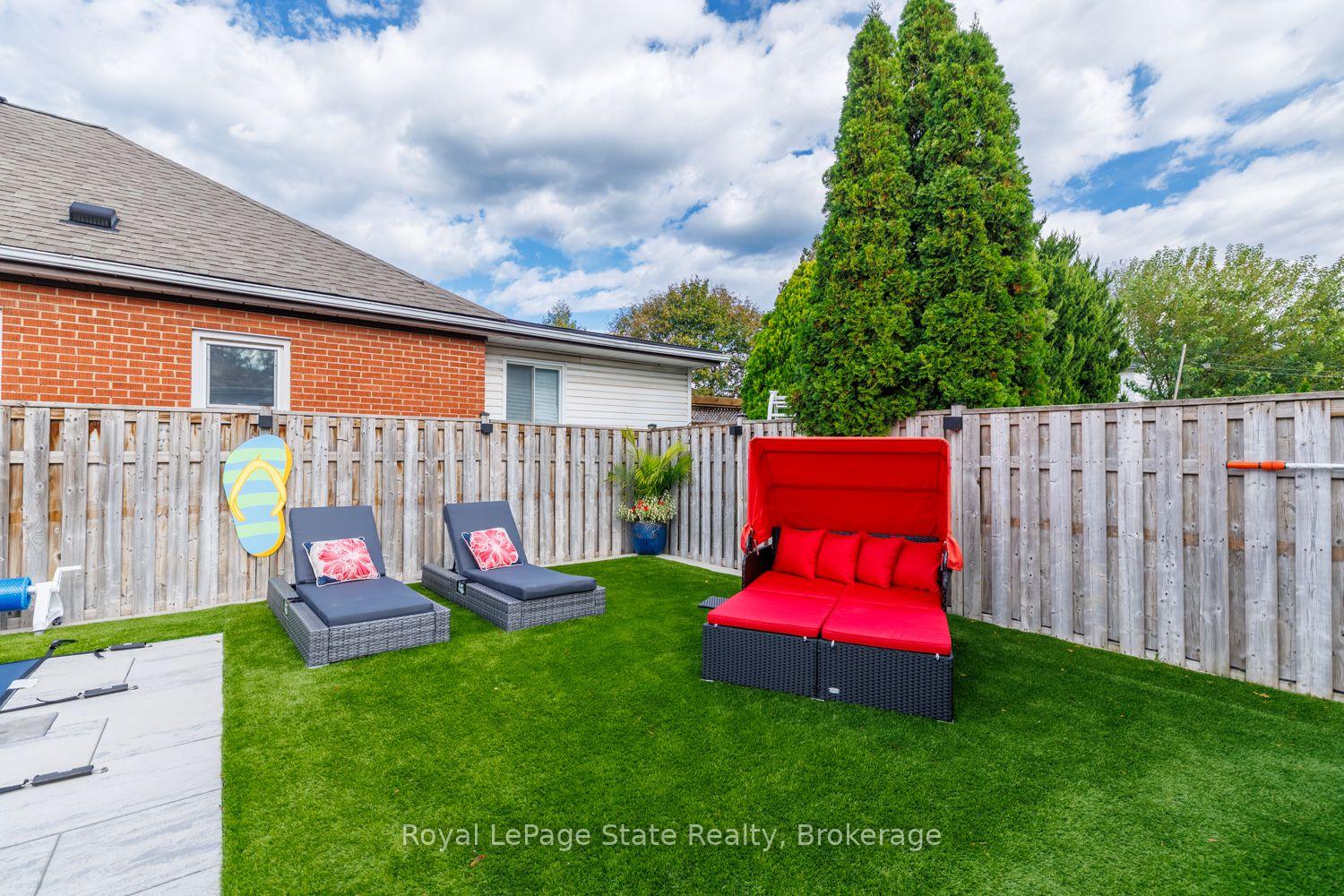 Photo 41 of 14 Charles Street, Hamilton, Stoney Creek — HOMEH