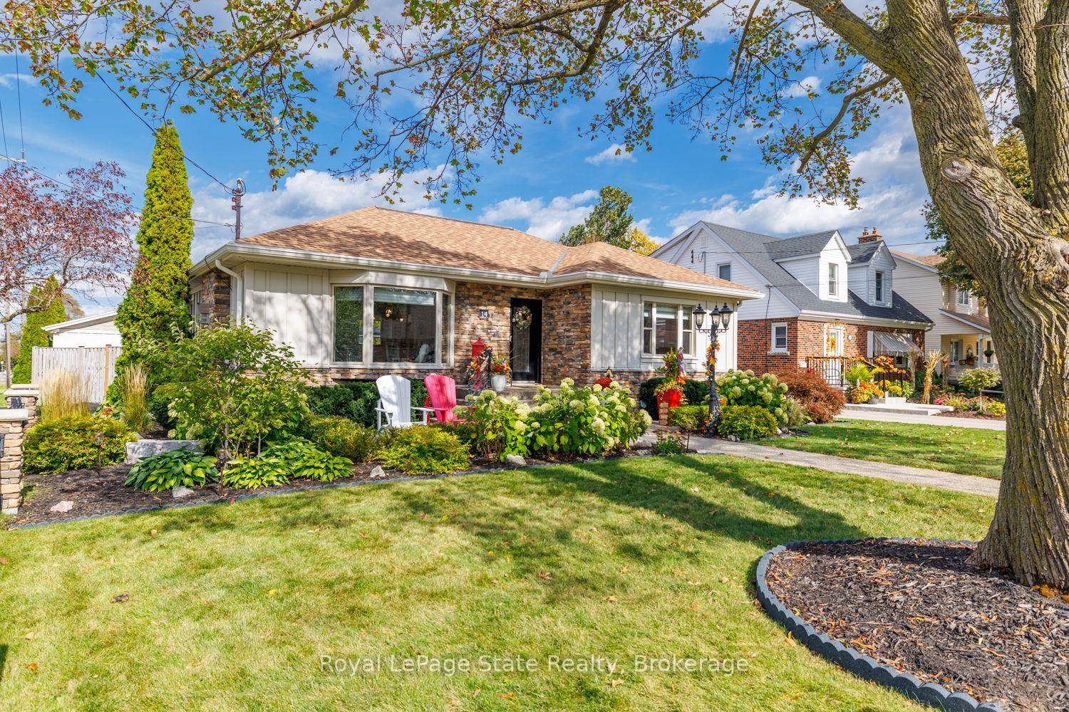 Photo 5 of 14 Charles Street, Hamilton, Stoney Creek — HOMEH