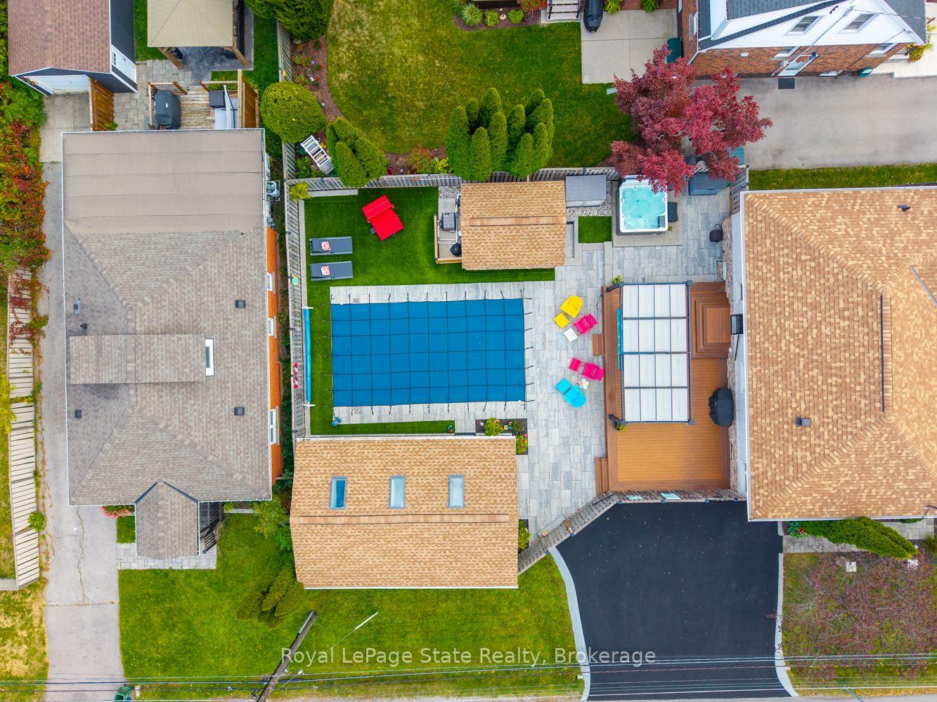 Photo 33 of 14 Charles Street, Hamilton, Stoney Creek — HOMEH