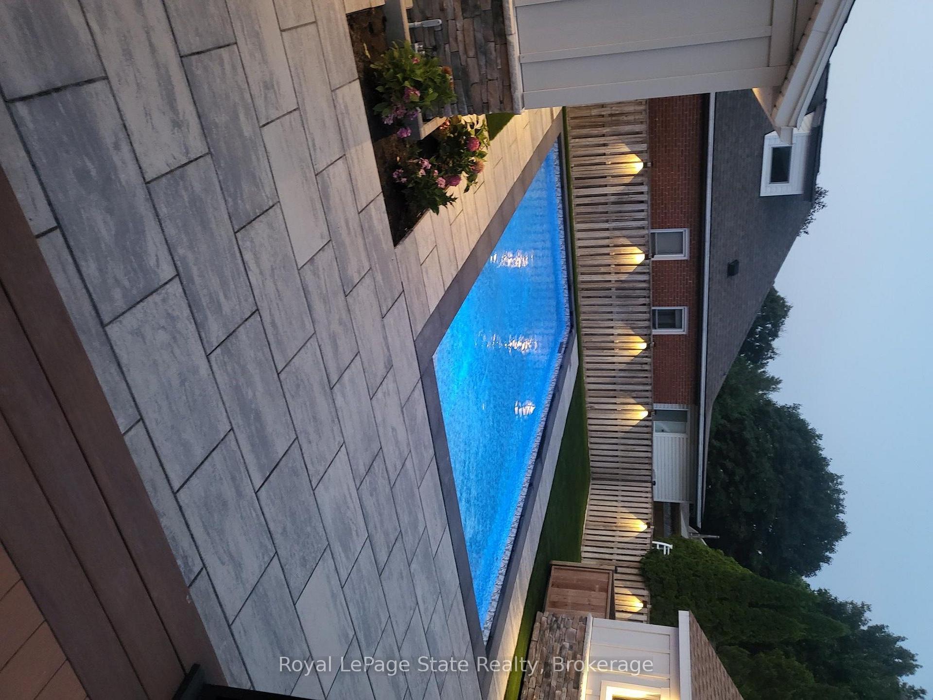 Photo 49 of 14 Charles Street, Hamilton, Stoney Creek — HOMEH