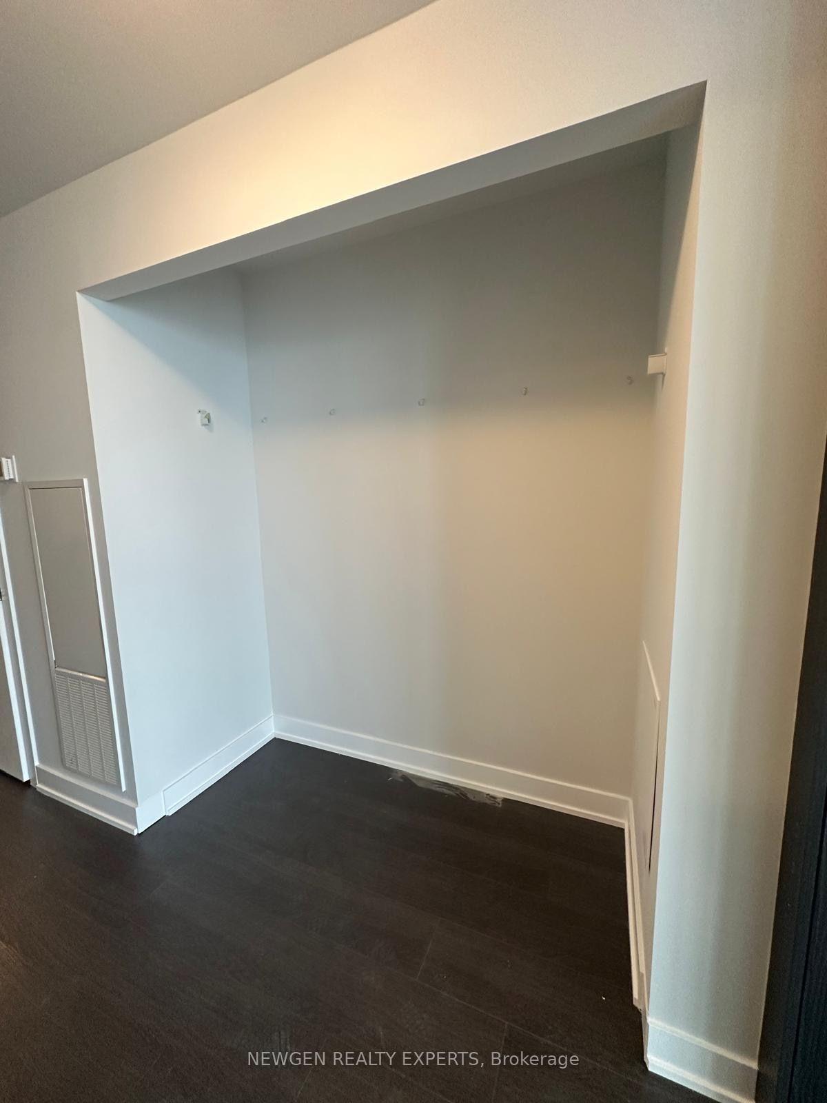 Photo 7 of Unit 3504, 430 Square One Drive, Mississauga, City Centre — HOMEH