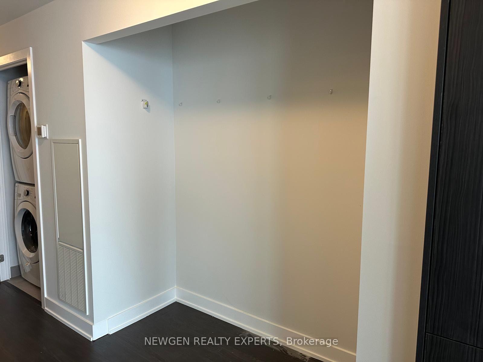 Photo 8 of Unit 3504, 430 Square One Drive, Mississauga, City Centre — HOMEH