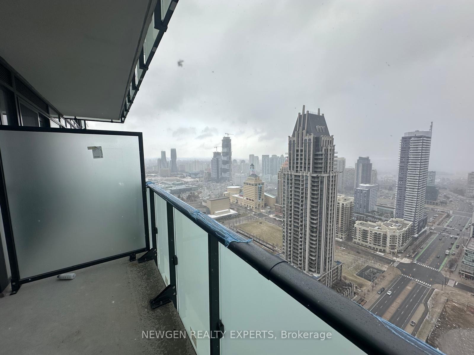 Photo 10 of Unit 3504, 430 Square One Drive, Mississauga, City Centre — HOMEH