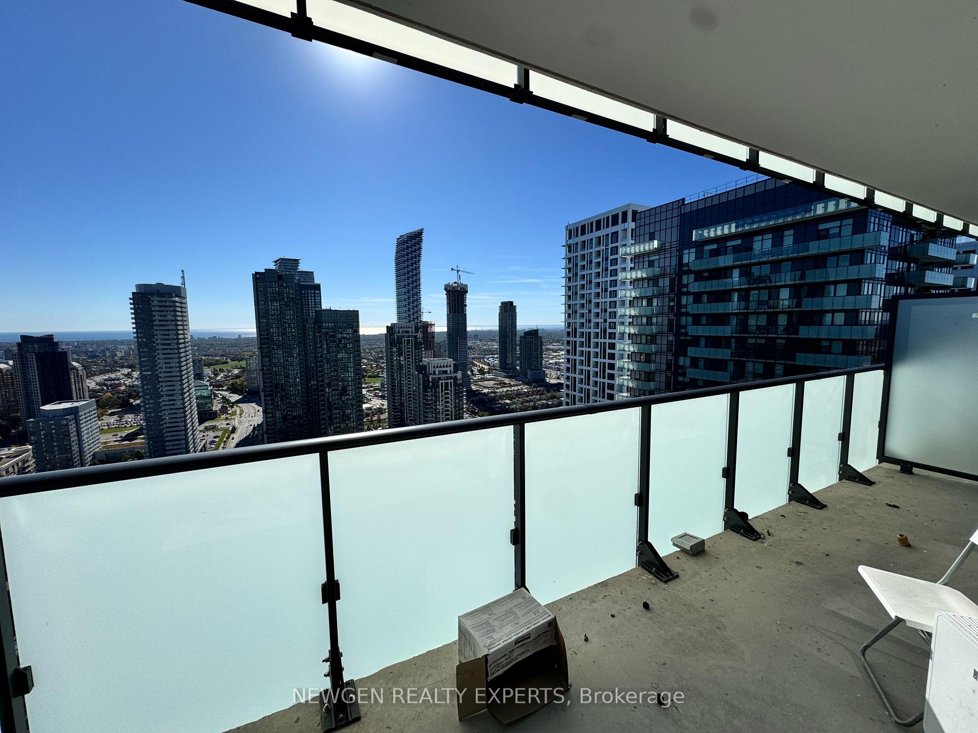 Photo 12 of Unit 3504, 430 Square One Drive, Mississauga, City Centre — HOMEH