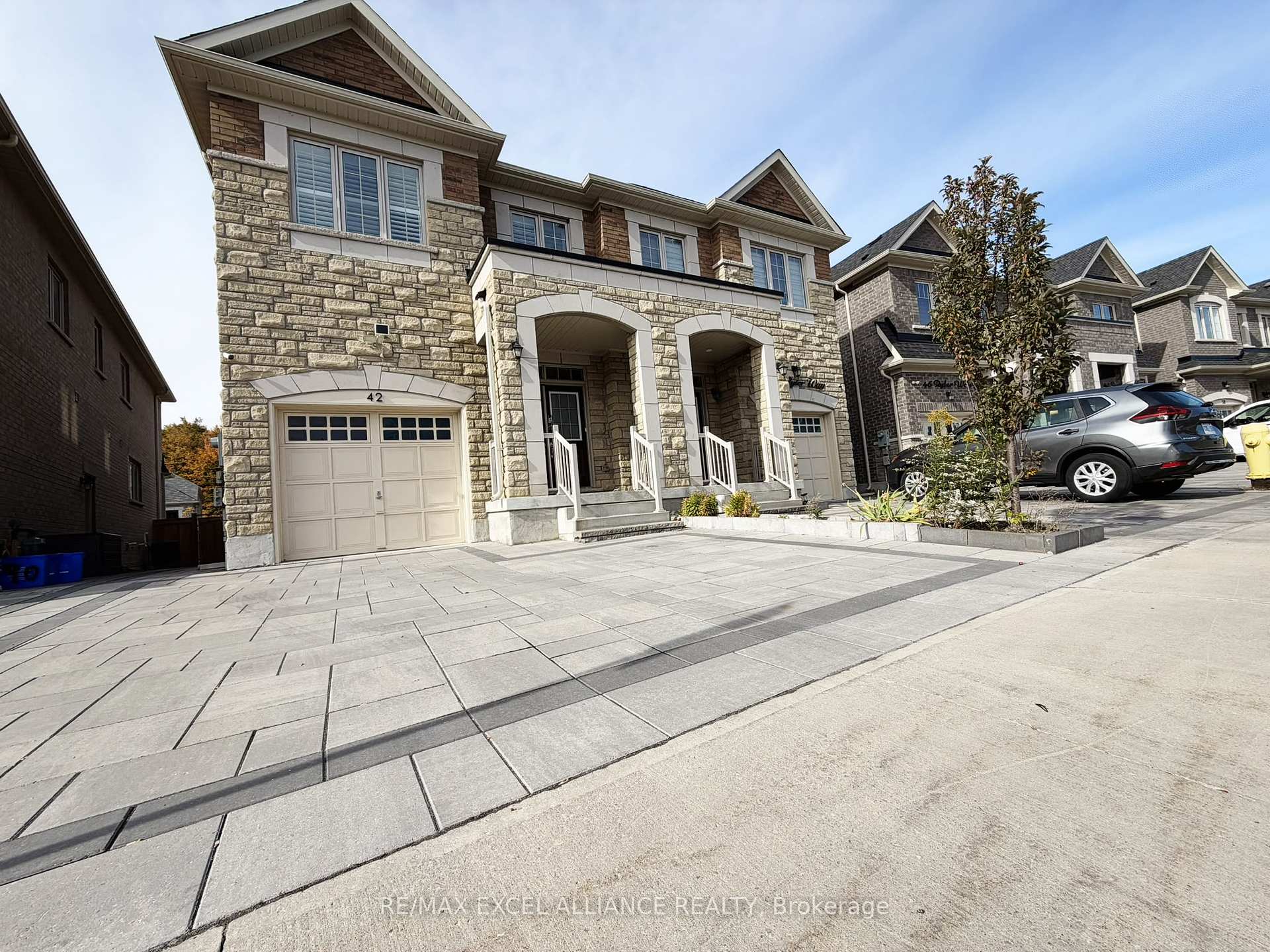 Photo 1 of 42 Ryler Way, Markham, Cedarwood — HOMEH