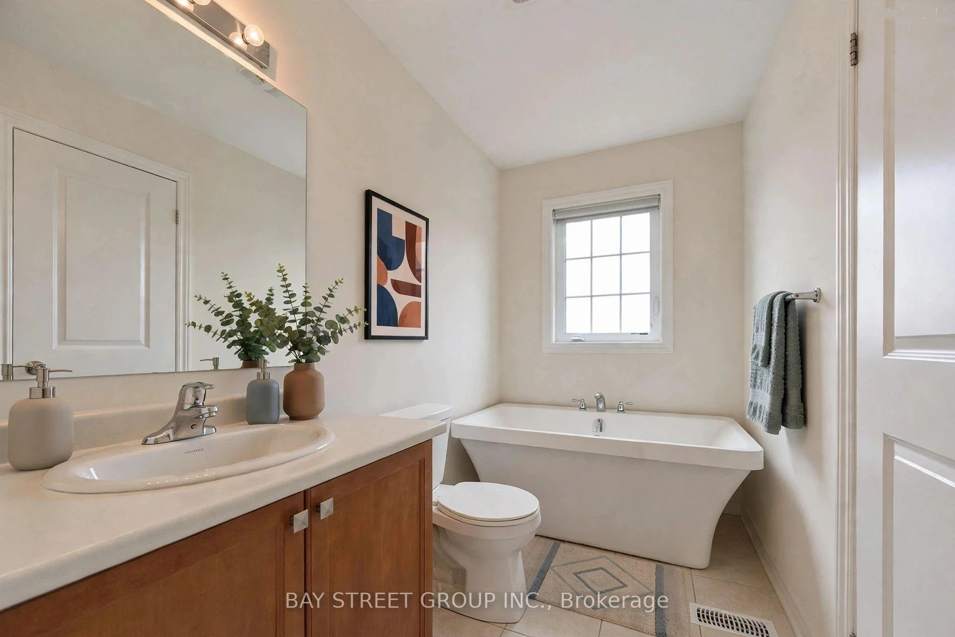 Photo 55 of 2408 Angora Street, Pickering, Rural Pickering — HOMEH