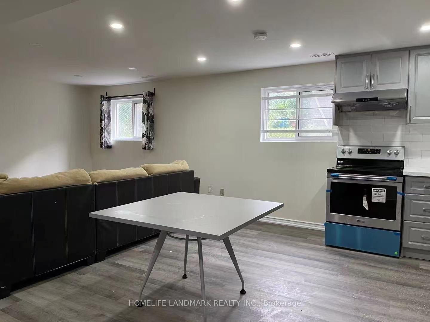 Photo 7 of Unit Basement, 8 Chalet Road, North York, Pleasant View — HOMEH