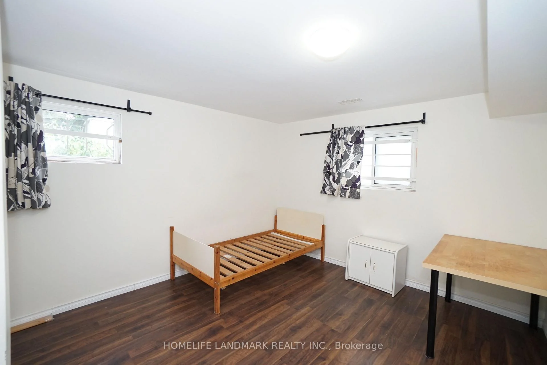 Photo 11 of Unit Basement, 8 Chalet Road, North York, Pleasant View — HOMEH