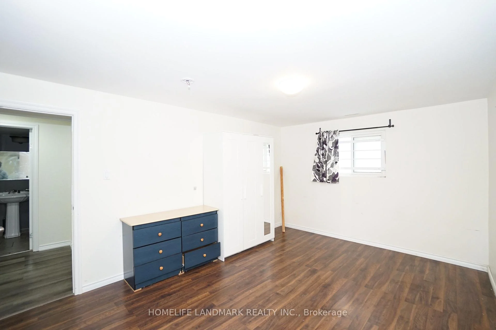 Photo 13 of Unit Basement, 8 Chalet Road, North York, Pleasant View — HOMEH