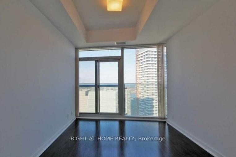 Photo 6 of Unit 3502, 14 York Street, Toronto, Waterfront Communities — HOMEH
