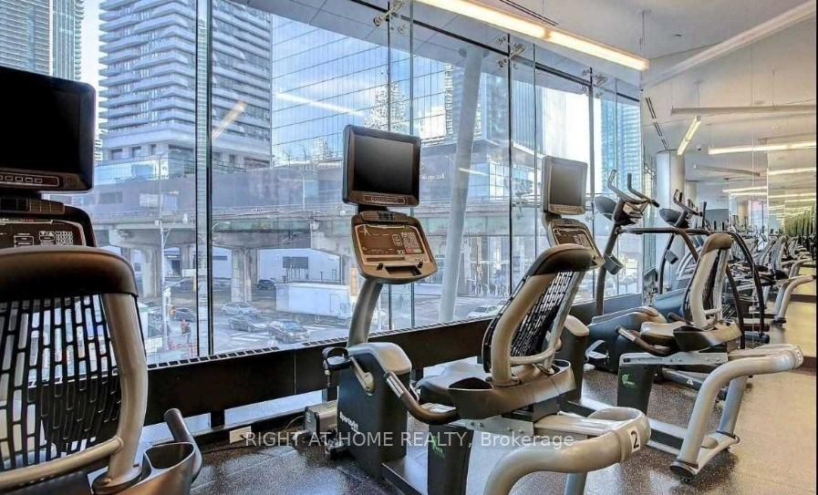 Photo 13 of Unit 3502, 14 York Street, Toronto, Waterfront Communities — HOMEH