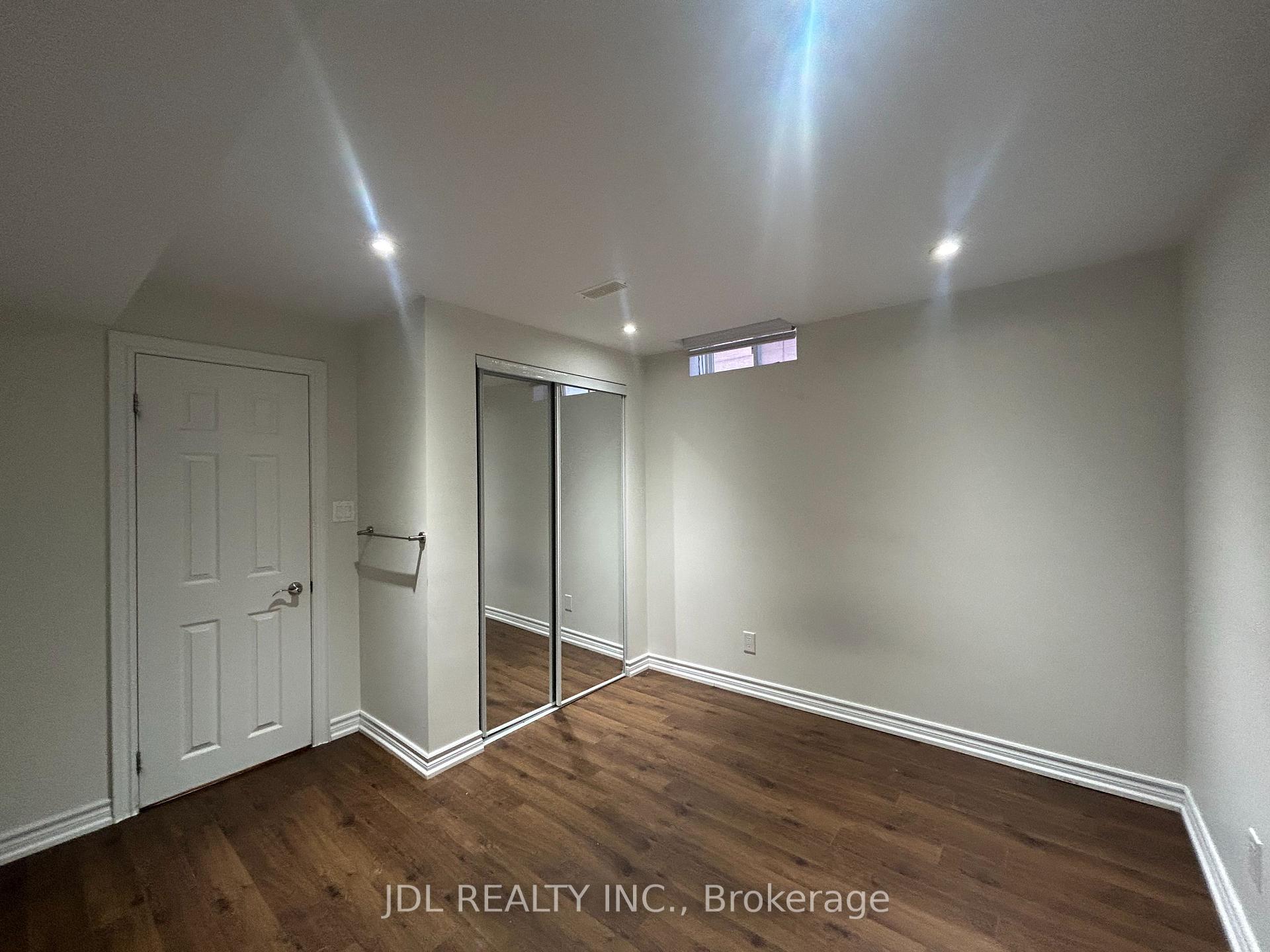 Photo 3 of Unit Two-Bedroom Unit bsmt, 36 Bendamere Cres, Markham, Buttonville — HOMEH