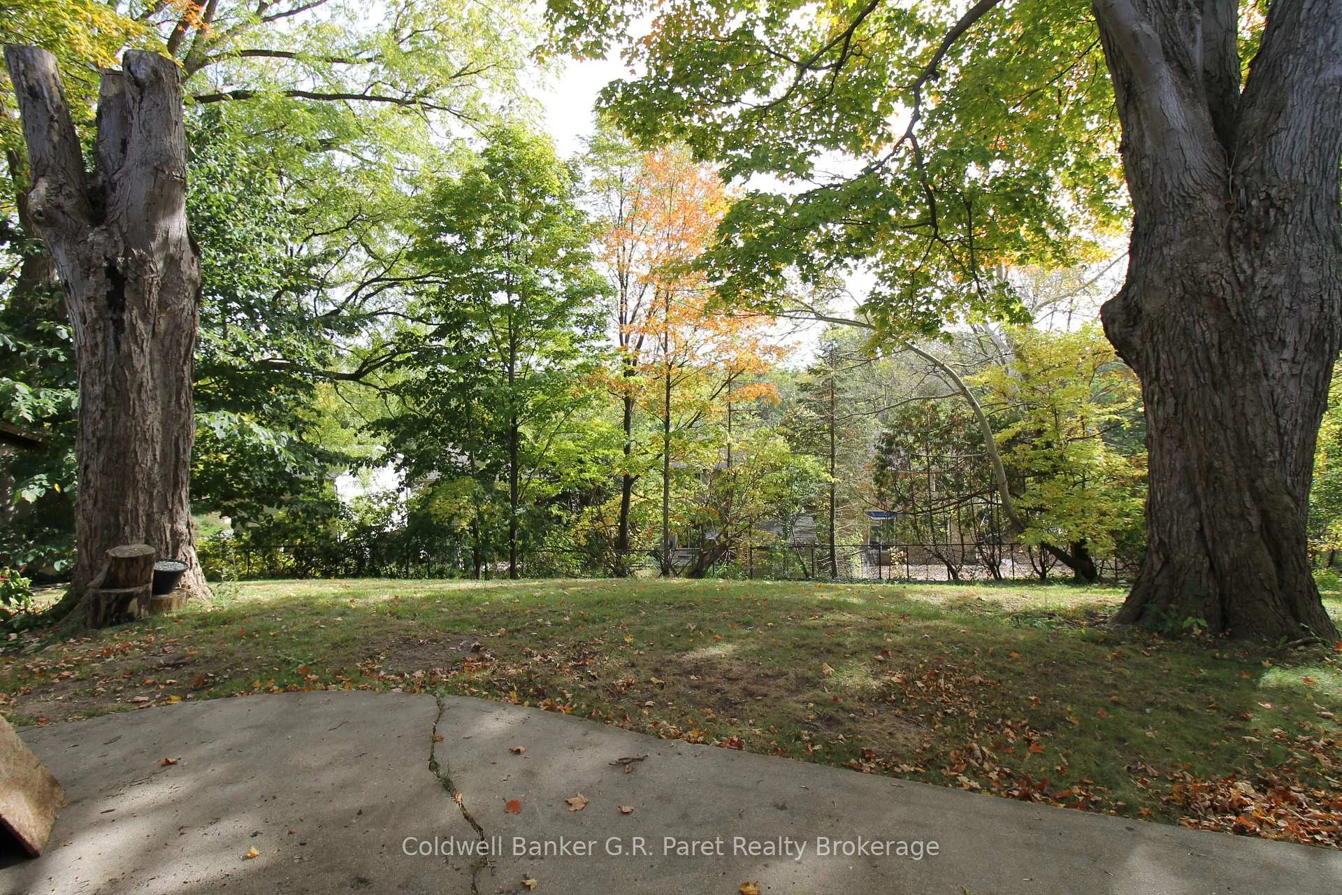 Photo 53 of 340 Riverside Drive, London, North N — HOMEH