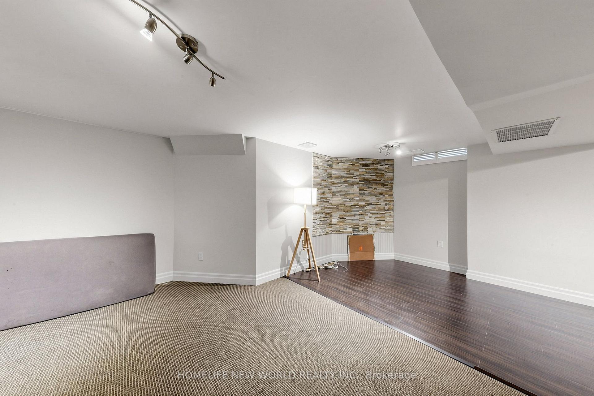 Photo 41 of 3973 Rolling Valley Drive, Mississauga, Erin Mills — HOMEH