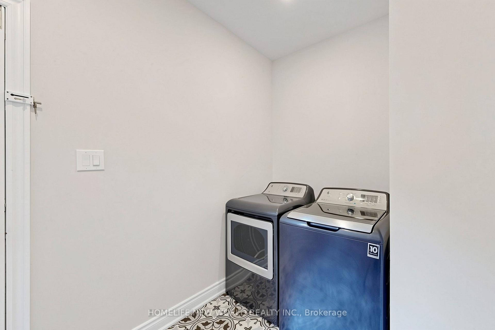 Photo 44 of 3973 Rolling Valley Drive, Mississauga, Erin Mills — HOMEH