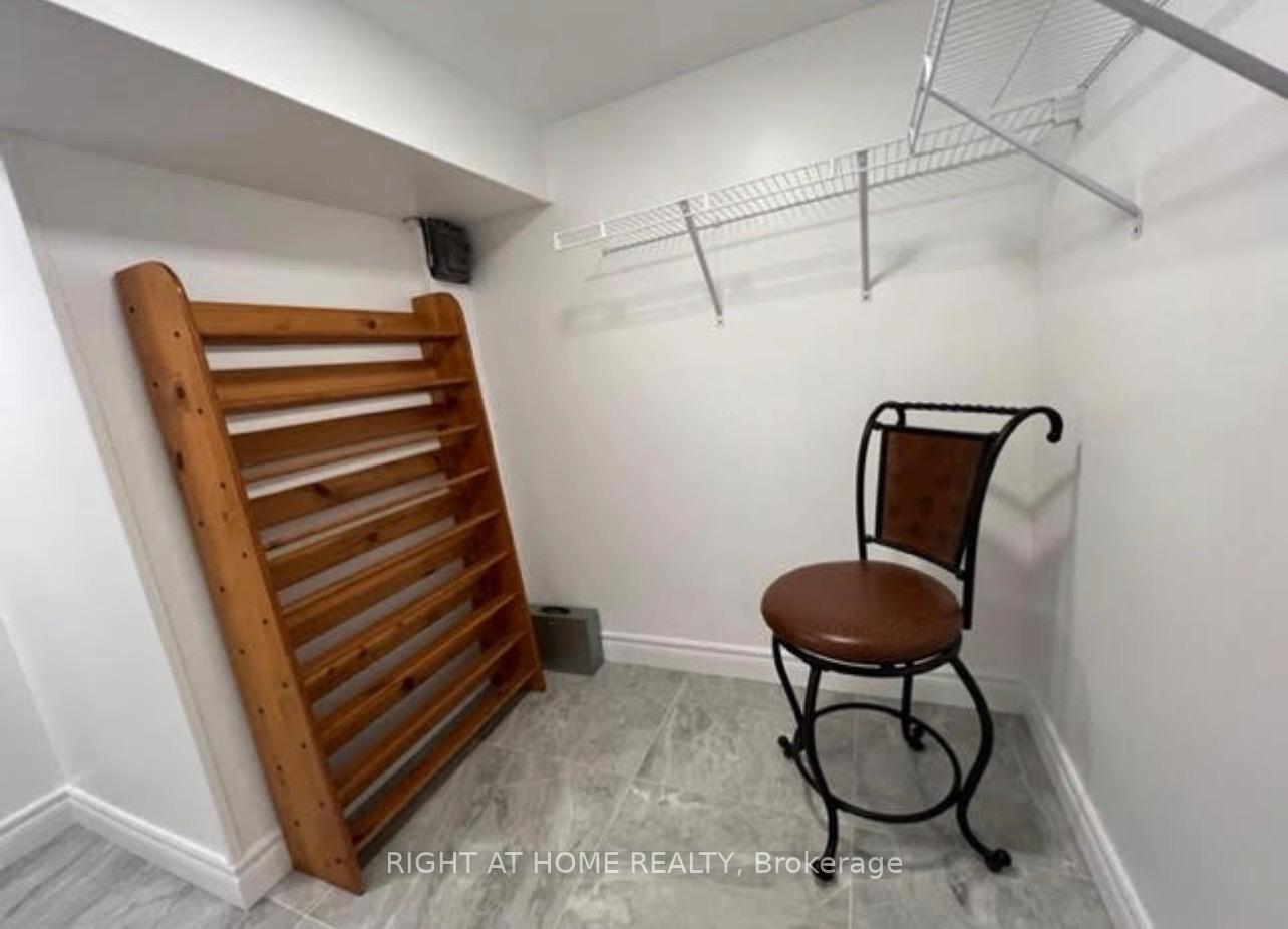 Photo 2 of Unit Lower unit, 96 Simcoe Street, Brock, Beaverton — HOMEH