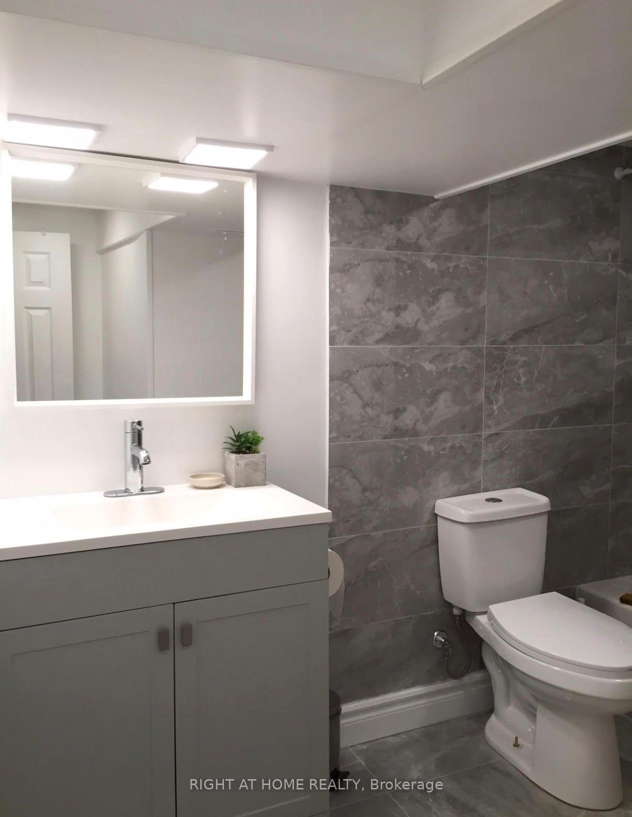 Photo 3 of Unit Lower unit, 96 Simcoe Street, Brock, Beaverton — HOMEH