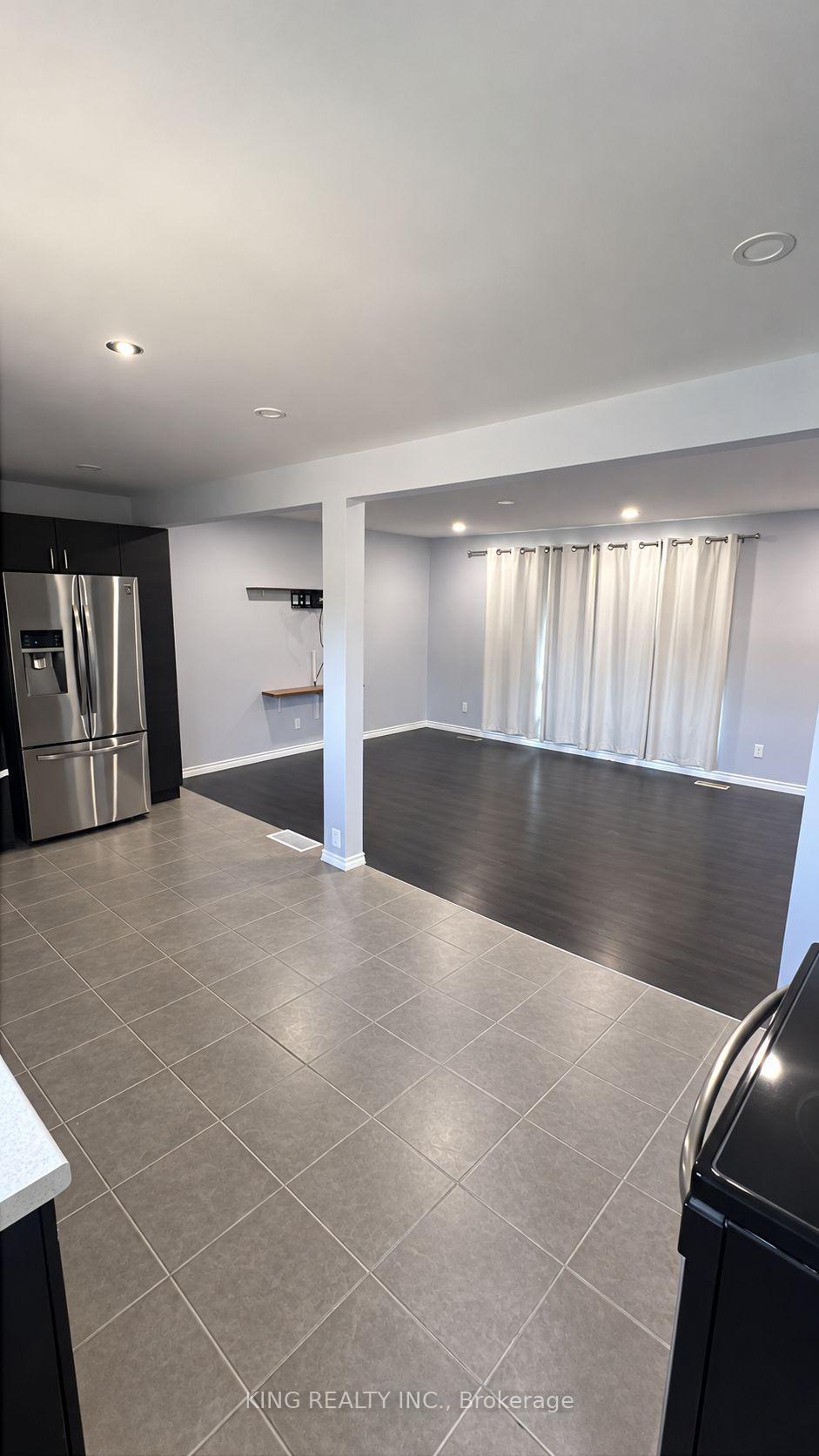 Photo 5 of 6 Genevive Crescent, London, East C — HOMEH