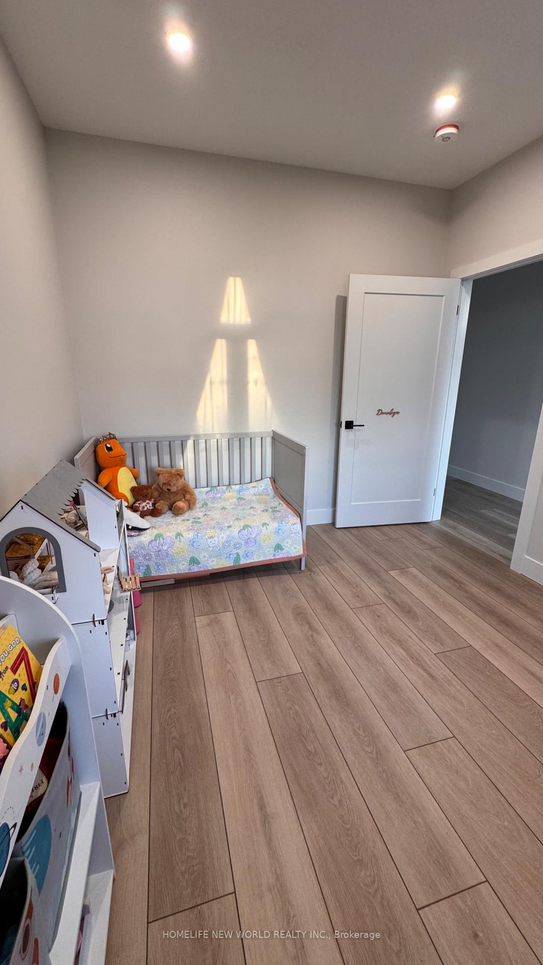 Photo 38 of 118 Devinwood Avenue, Brockton — HOMEH