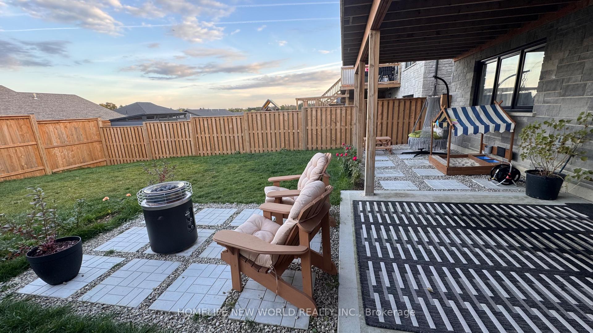 Photo 44 of 118 Devinwood Avenue, Brockton — HOMEH