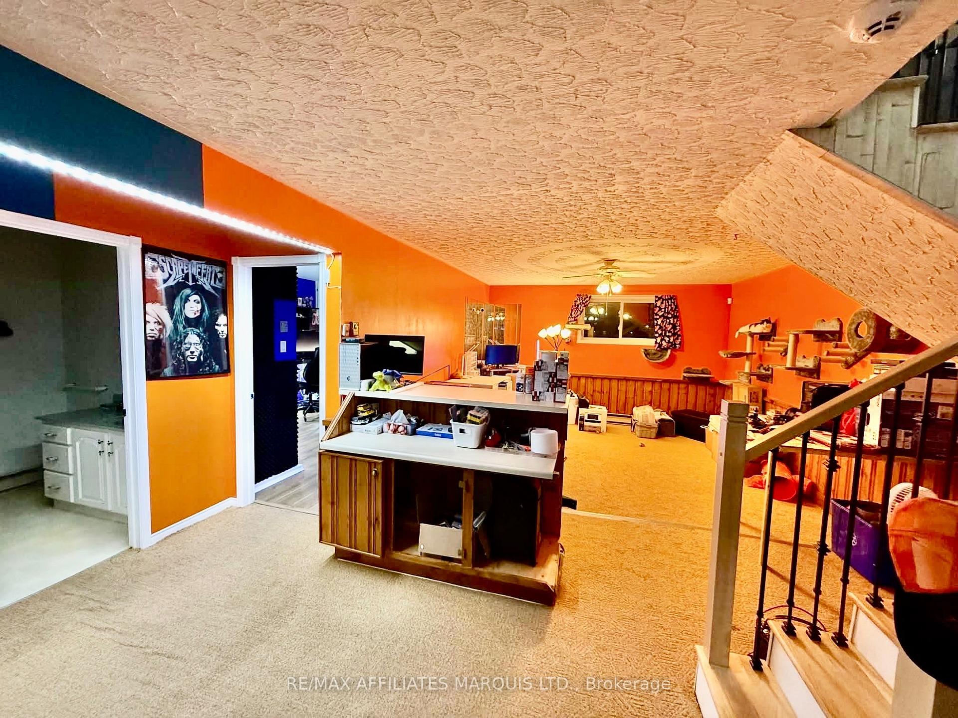 Photo 13 of 112 Twelfth Street E, Cornwall, Cornwall — HOMEH