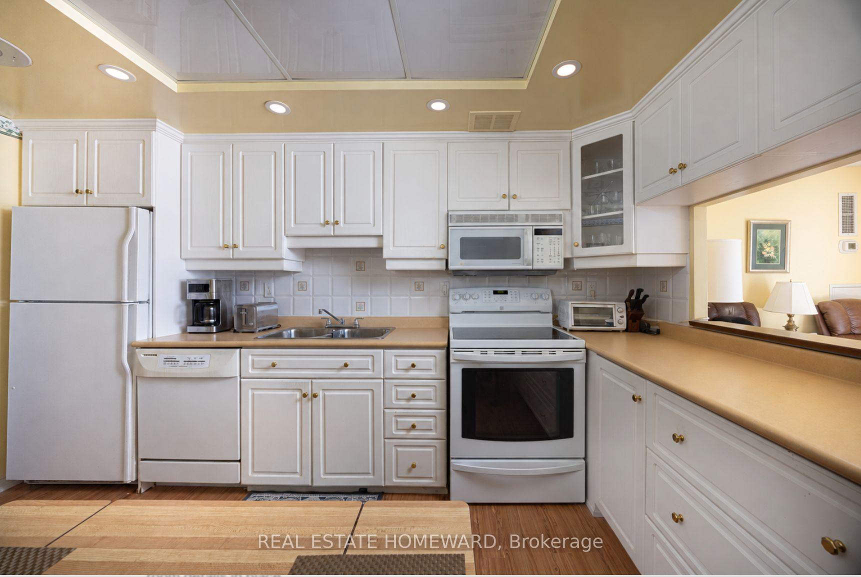 Photo 9 of Unit 1007, 3303 Don Mills Road, North York, Don Valley Village — HOMEH