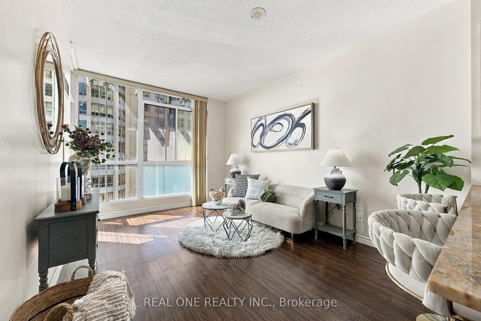 Photo 11 of Unit 1611, 225 Webb Drive, Mississauga, City Centre — HOMEH