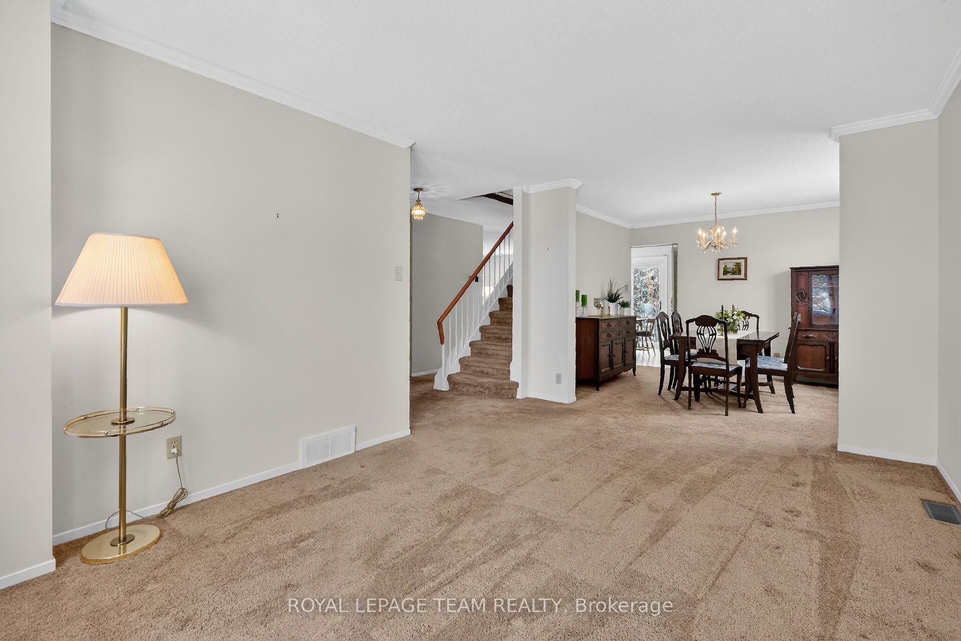 Photo 3 of 97 Huntsman Crescent, Ottawa, Kanata - Bridlewood — HOMEH