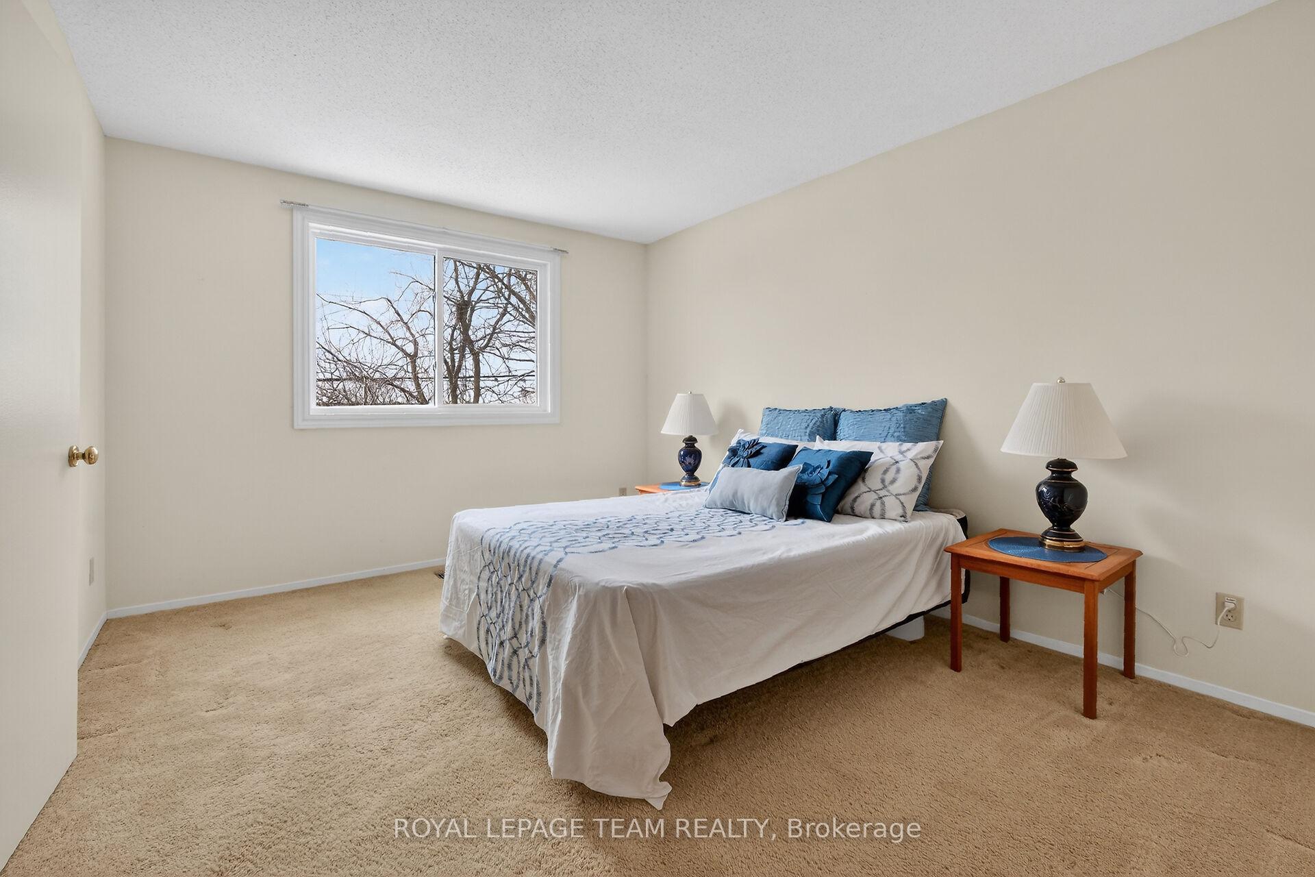 Photo 12 of 97 Huntsman Crescent, Ottawa, Kanata - Bridlewood — HOMEH