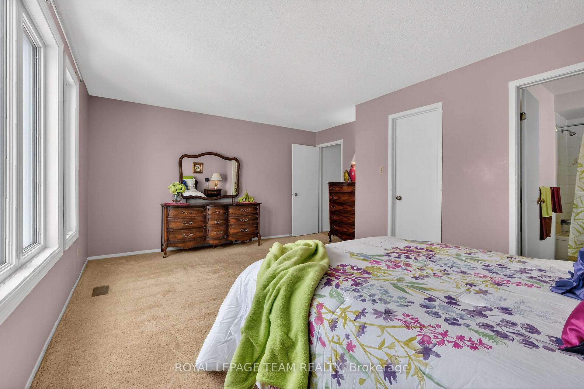 Photo 20 of 97 Huntsman Crescent, Ottawa, Kanata - Bridlewood — HOMEH