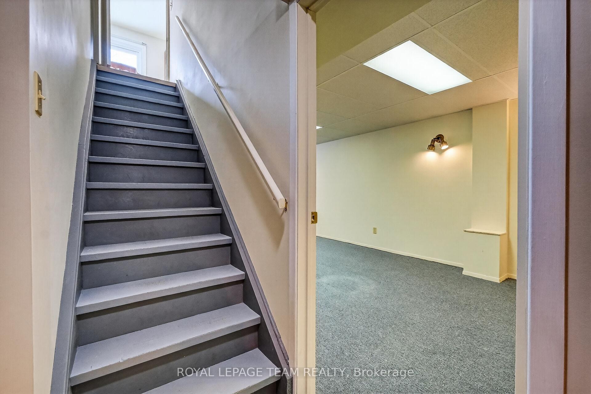 Photo 22 of 97 Huntsman Crescent, Ottawa, Kanata - Bridlewood — HOMEH