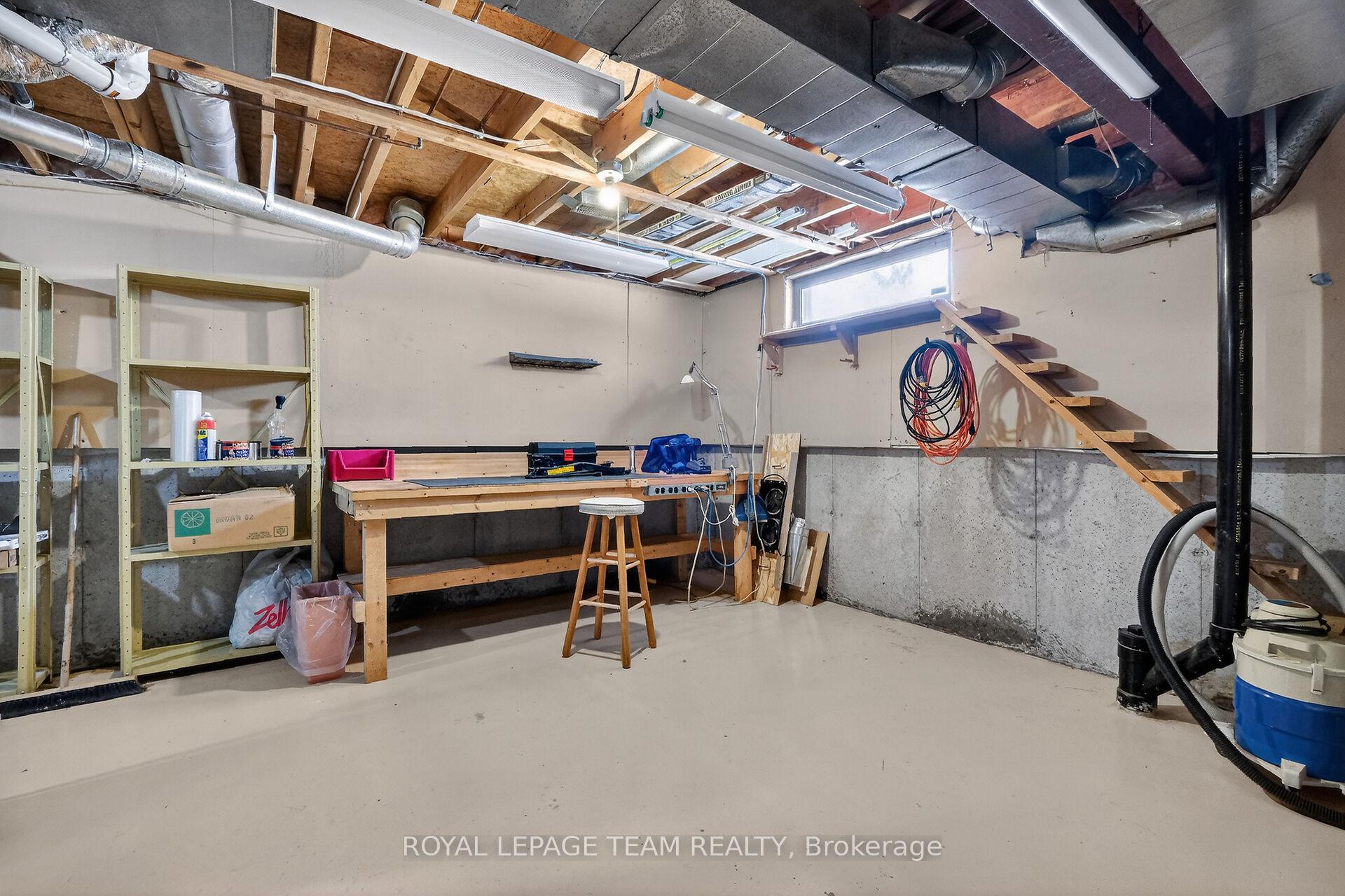 Photo 25 of 97 Huntsman Crescent, Ottawa, Kanata - Bridlewood — HOMEH