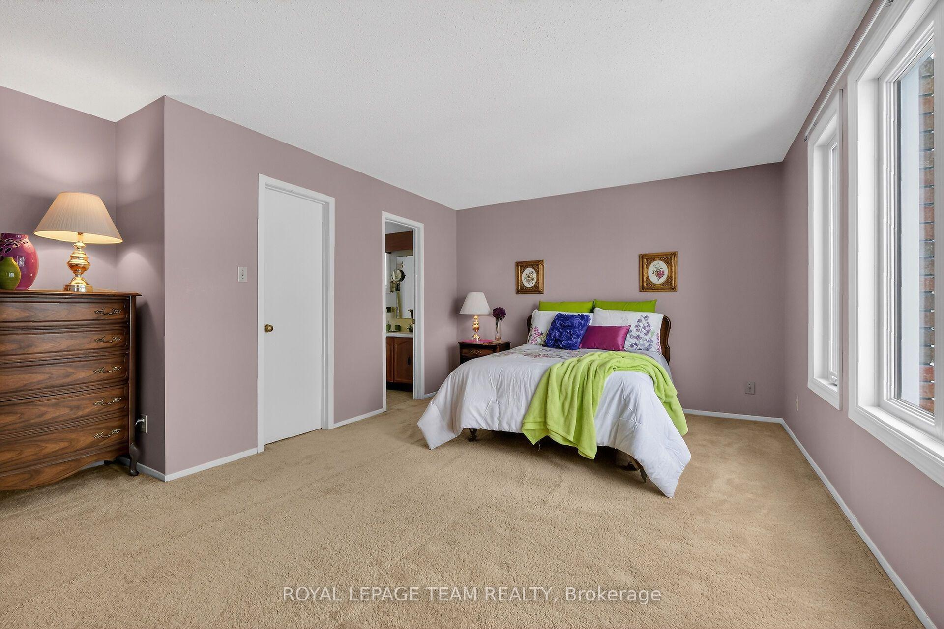 Photo 17 of 97 Huntsman Crescent, Ottawa, Kanata - Bridlewood — HOMEH