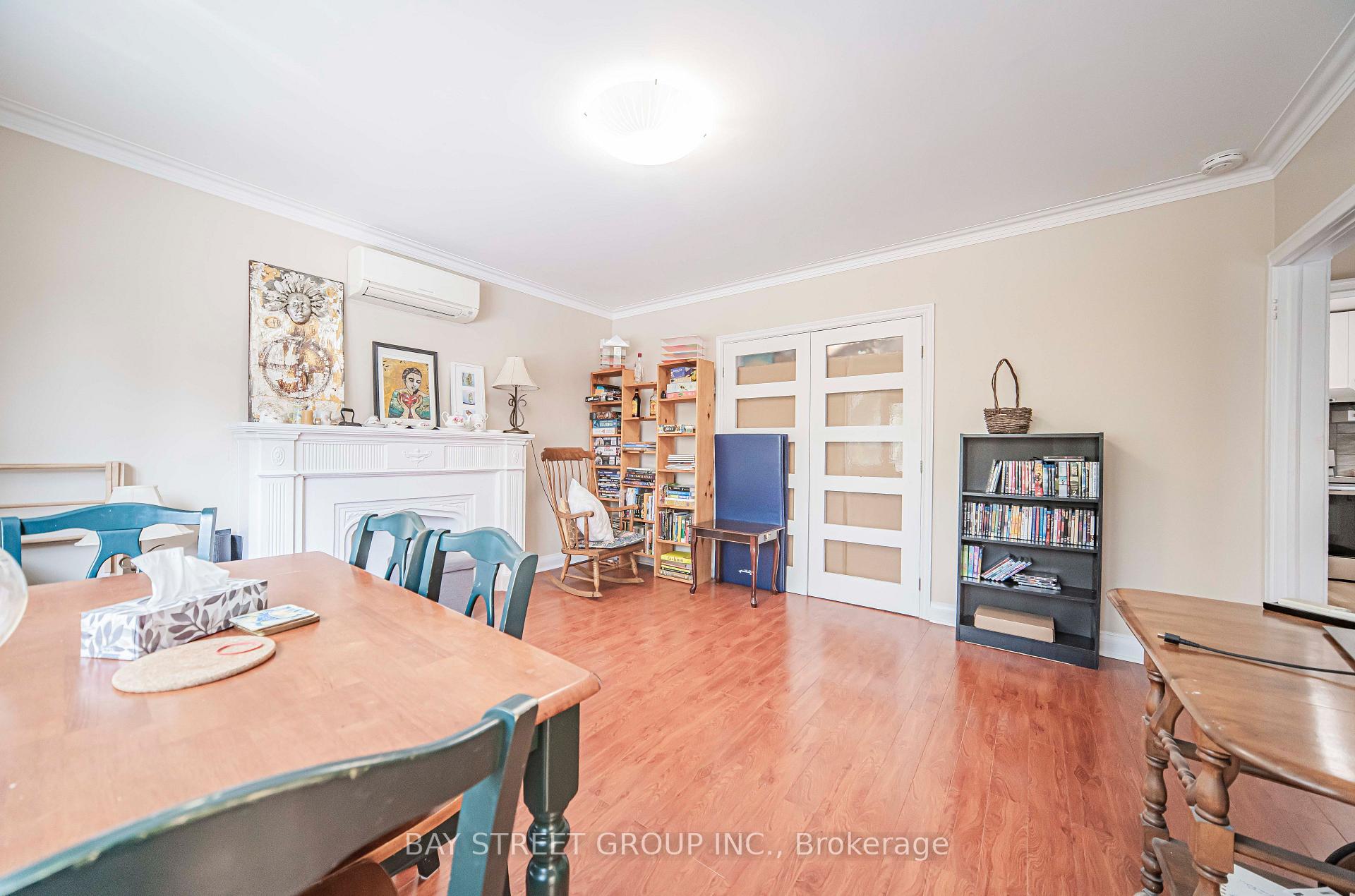 Photo 4 of 65 Spadina Road, Toronto, The Annex — HOMEH