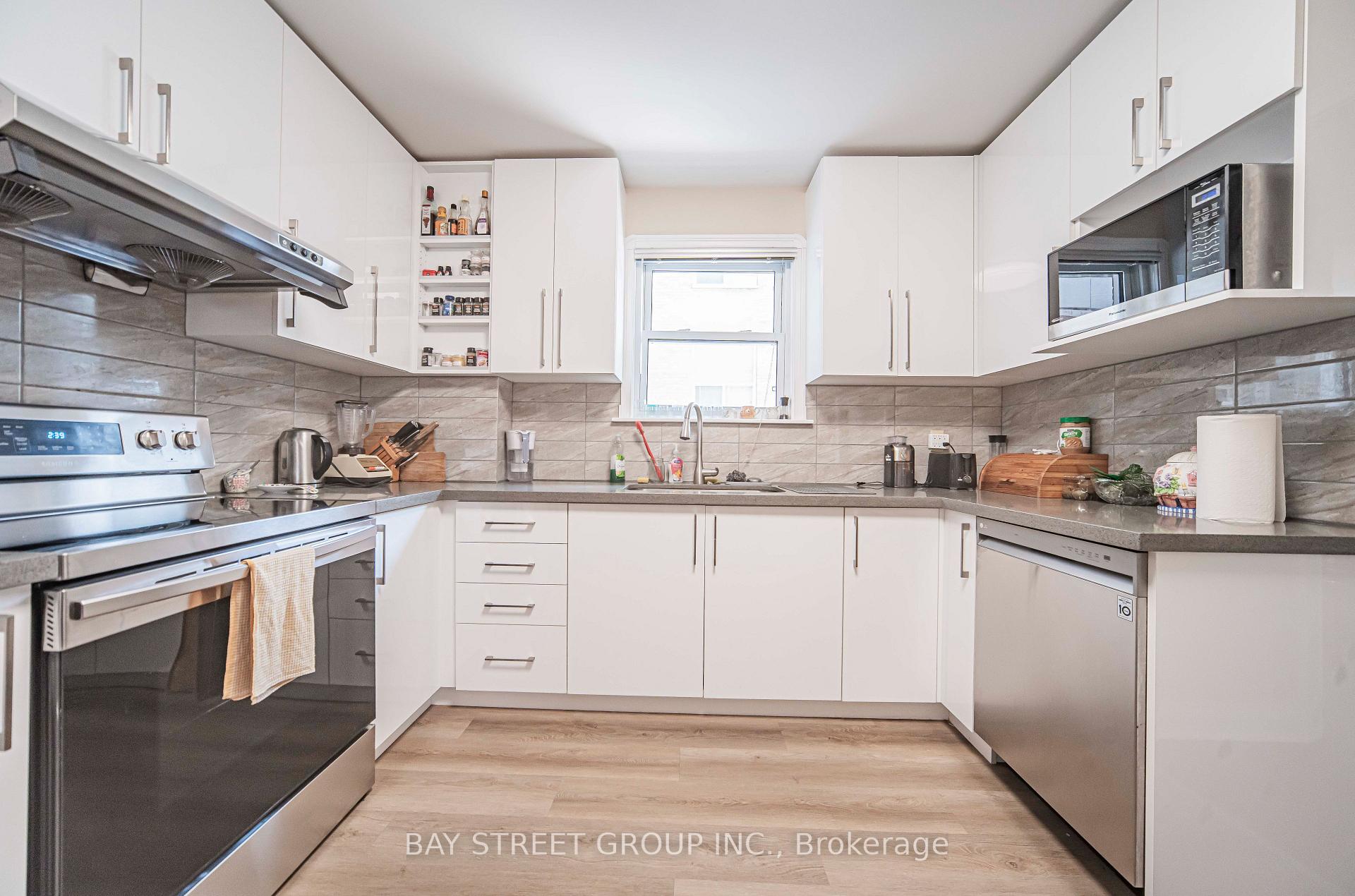 Photo 6 of 65 Spadina Road, Toronto, The Annex — HOMEH