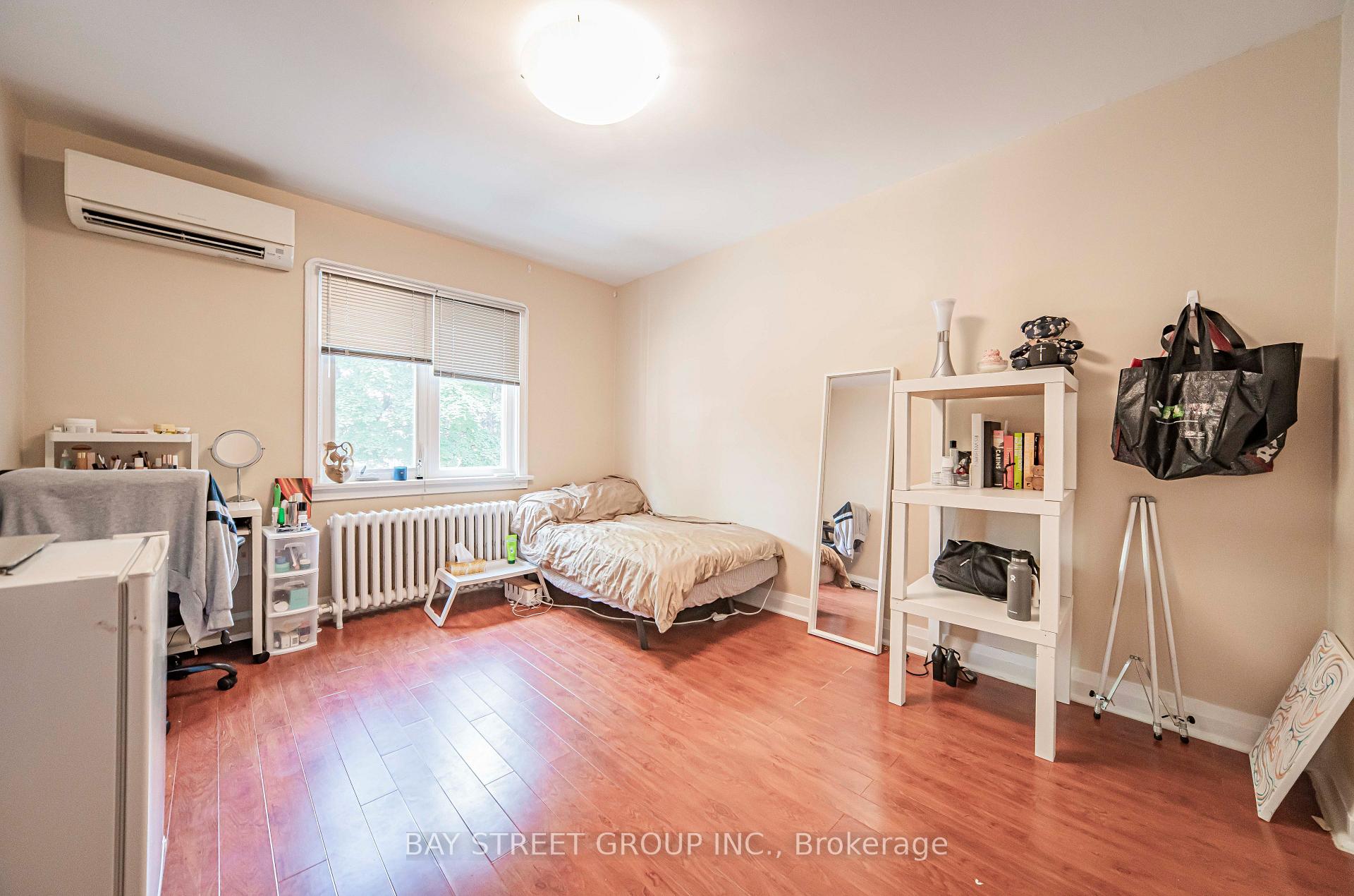 Photo 8 of 65 Spadina Road, Toronto, The Annex — HOMEH