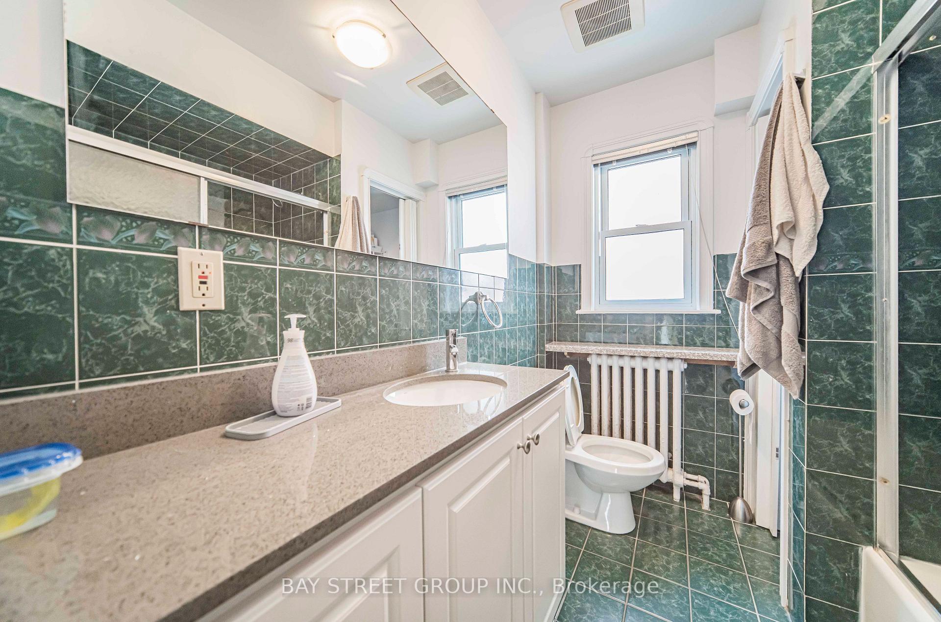 Photo 19 of 65 Spadina Road, Toronto, The Annex — HOMEH